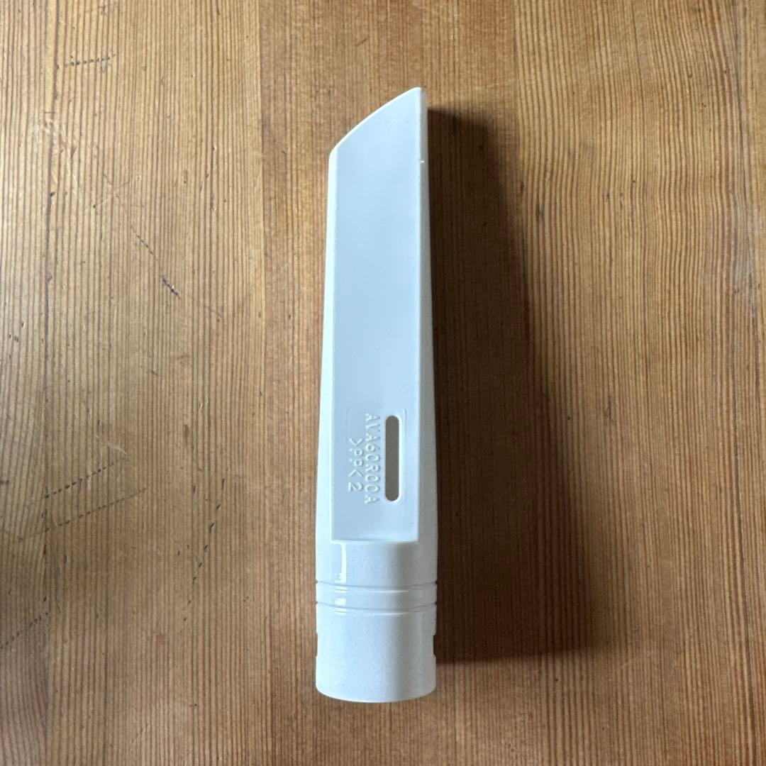 2024年製　パナソニック　コードレススティック掃除機 MC-NS100K