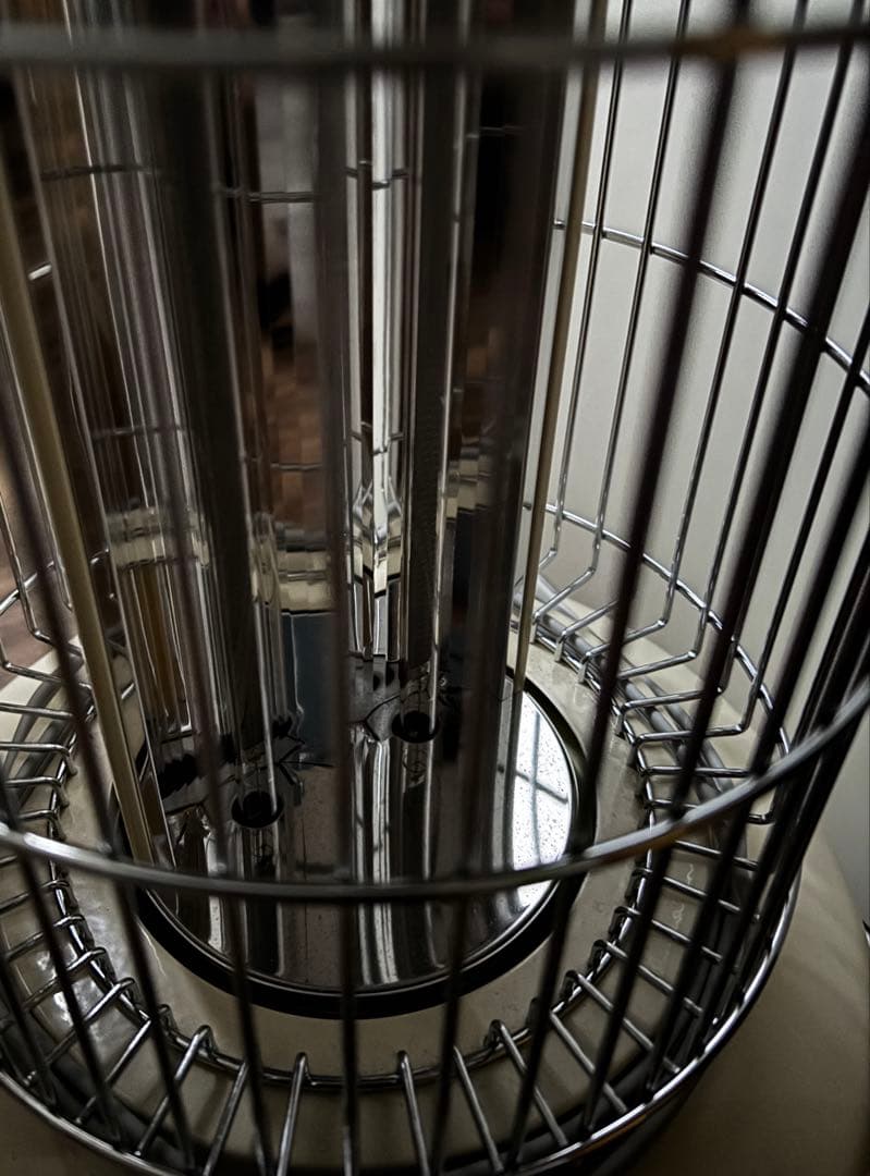 アラジン　グラファイトフレームヒーター＊ホワイト