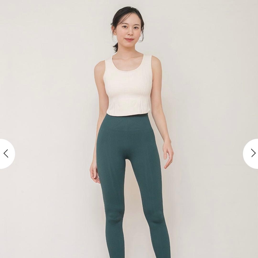 新品☆未使用【SUKALA】ウエーブリブアクティブタンクトップ　Ｌサイズ