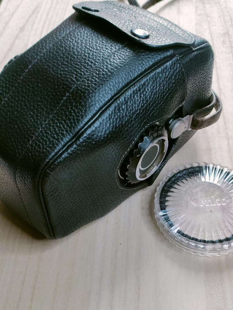 ★Zenza Bronica 一眼レフカメラ ★純正カバー ★遮光板 ケース付★