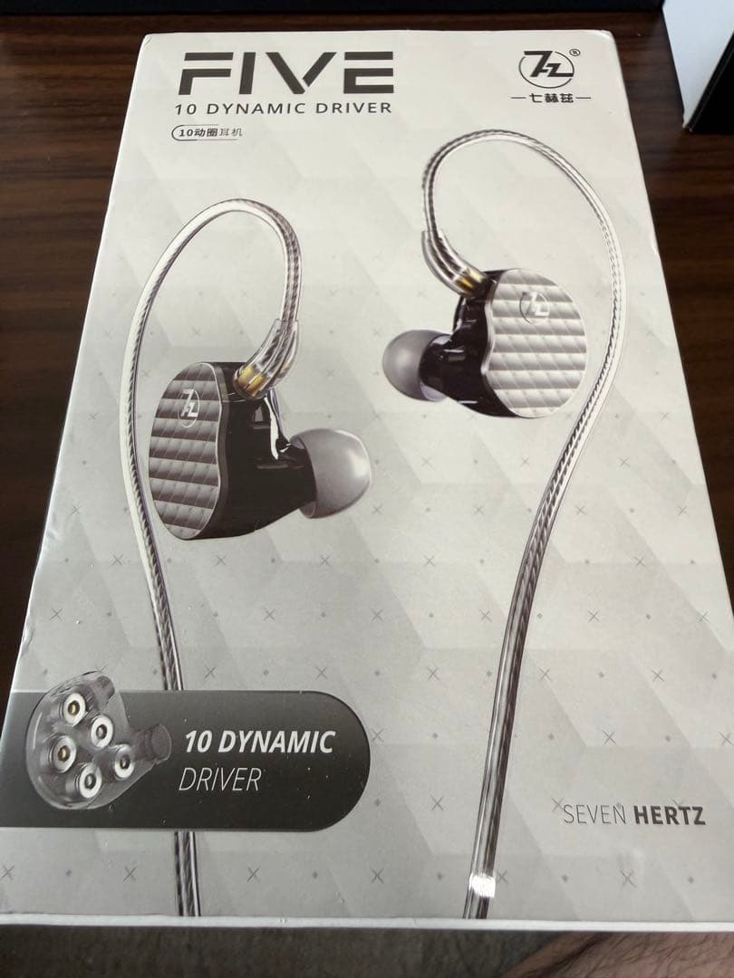 7Hz FIVE 10ダイナミックドライバー