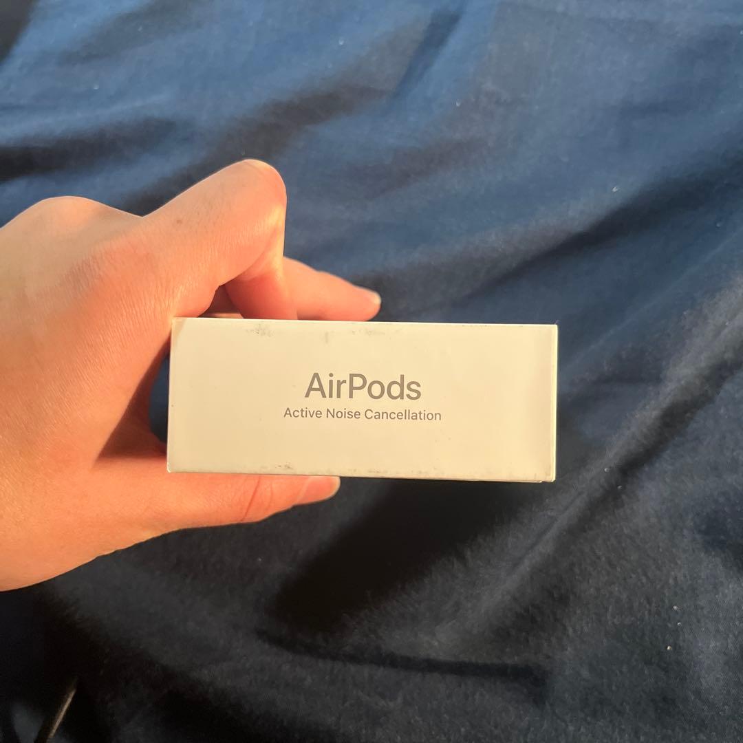 AirPods4 アクティブノイズキャンセリング機能搭載