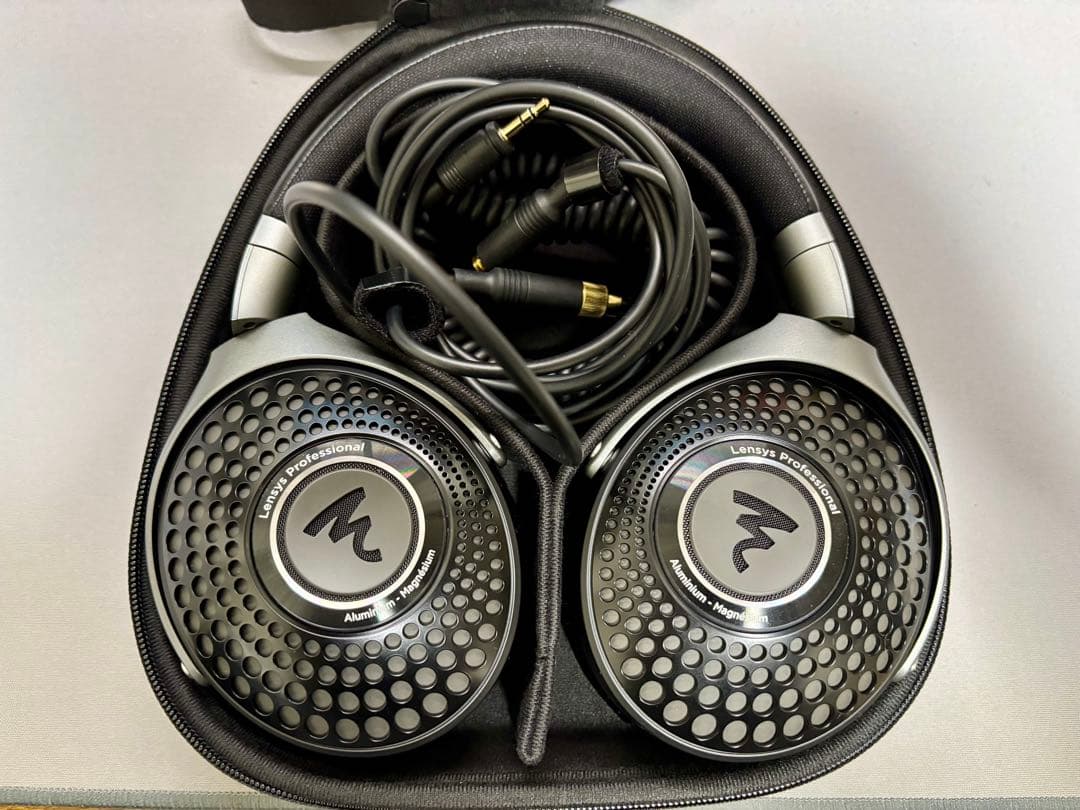 ヘッドホン Focal Lensys Professional