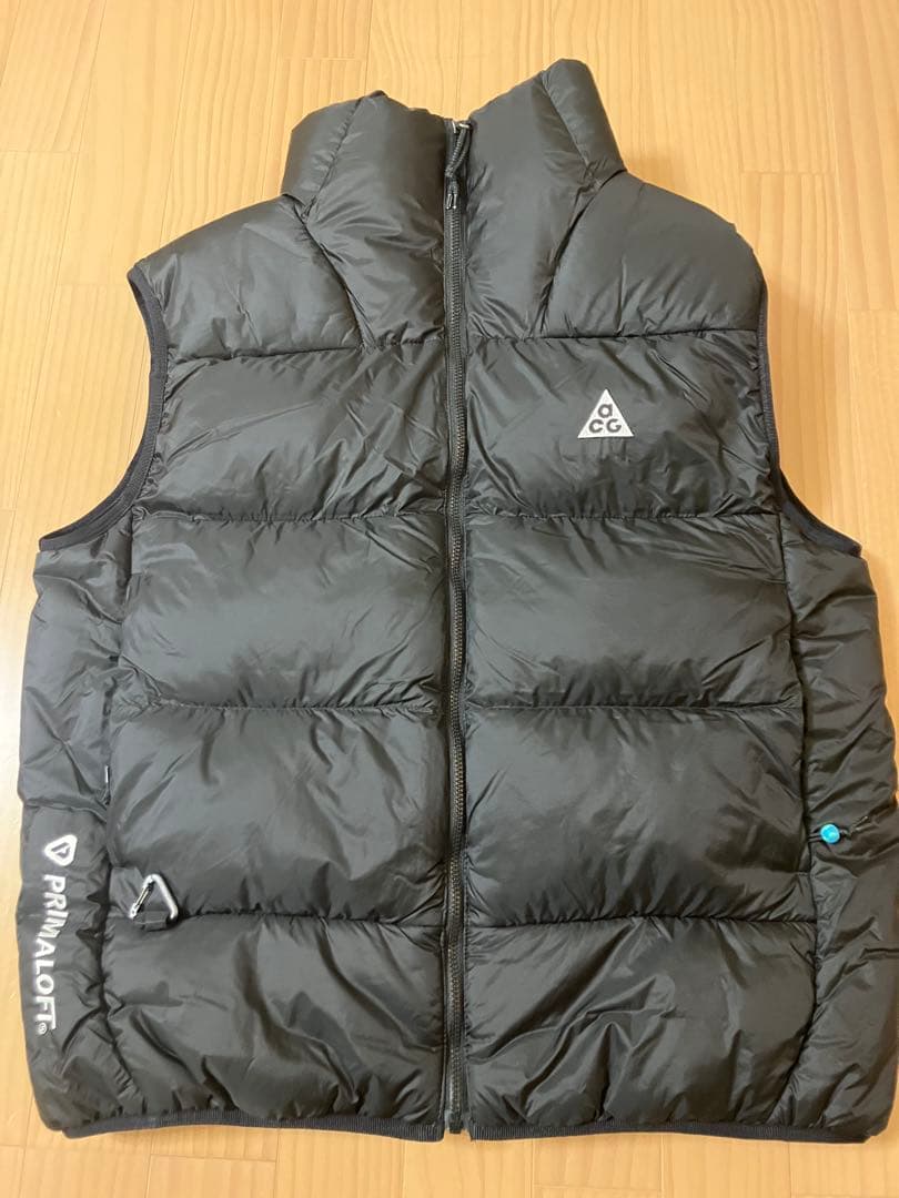 NIKE acg 中綿ベスト