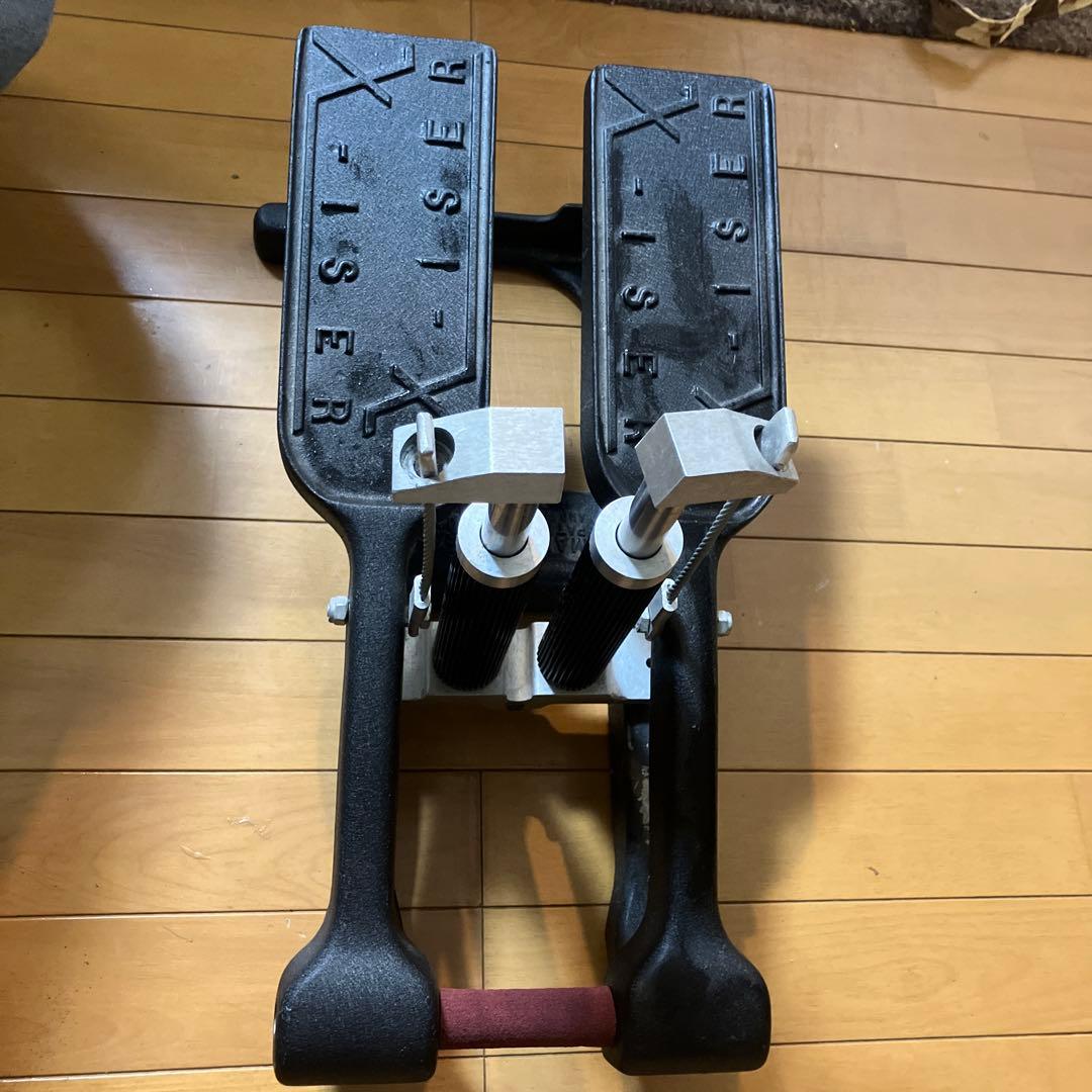 X-ISER 抵抗トレーニング器具