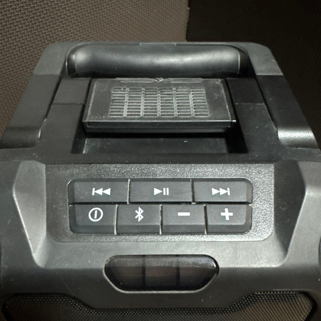 Makita MR200 Bluetoothスピーカー