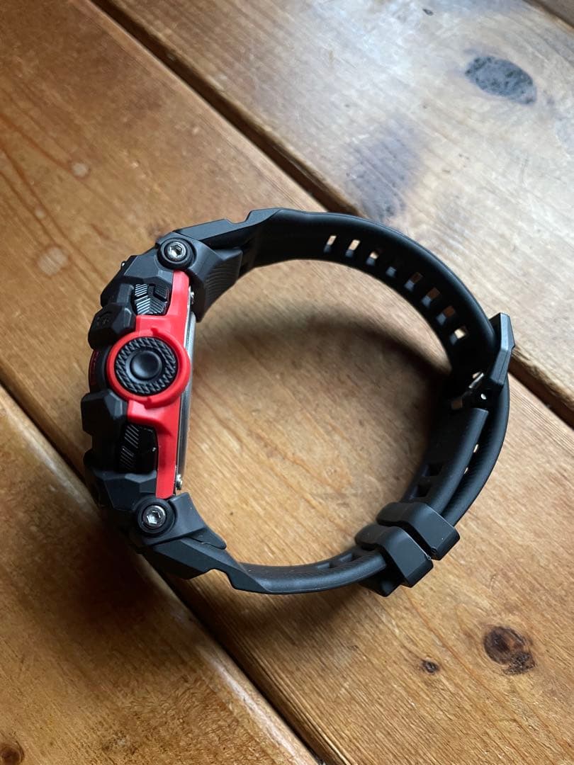 動作良好 CASIO G-SHOCK GBD-100 ブラック × レッド