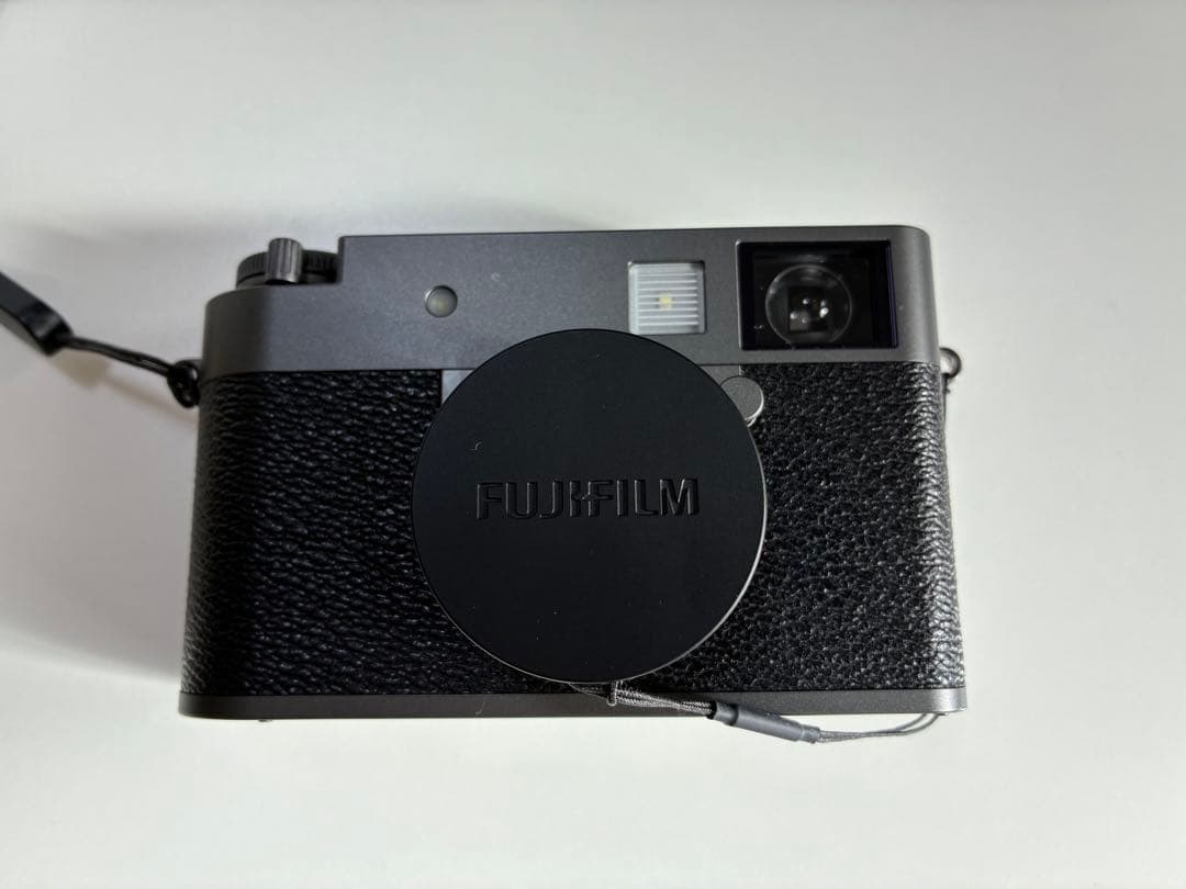 Fujifilm x-half X-HF1チャコールシルバー