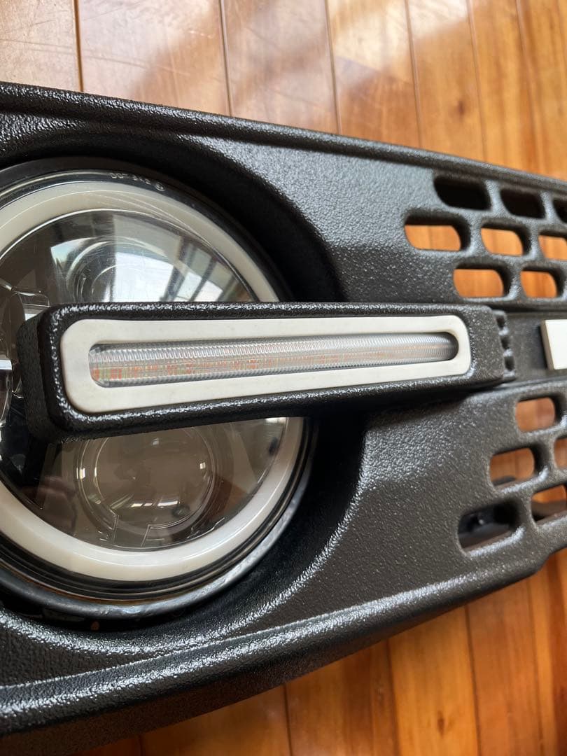 ジムニーjb74、グリルBRON55ライト＋バンパー＋フック＋フォグのフルセット