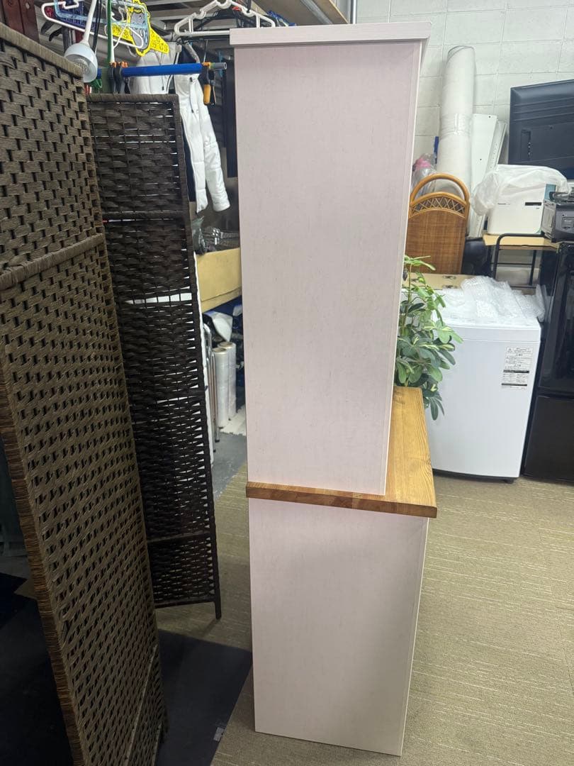 【洗浄消毒作業済】【美品】（株）ユーアイ　カントリー調 食器棚 カップボード