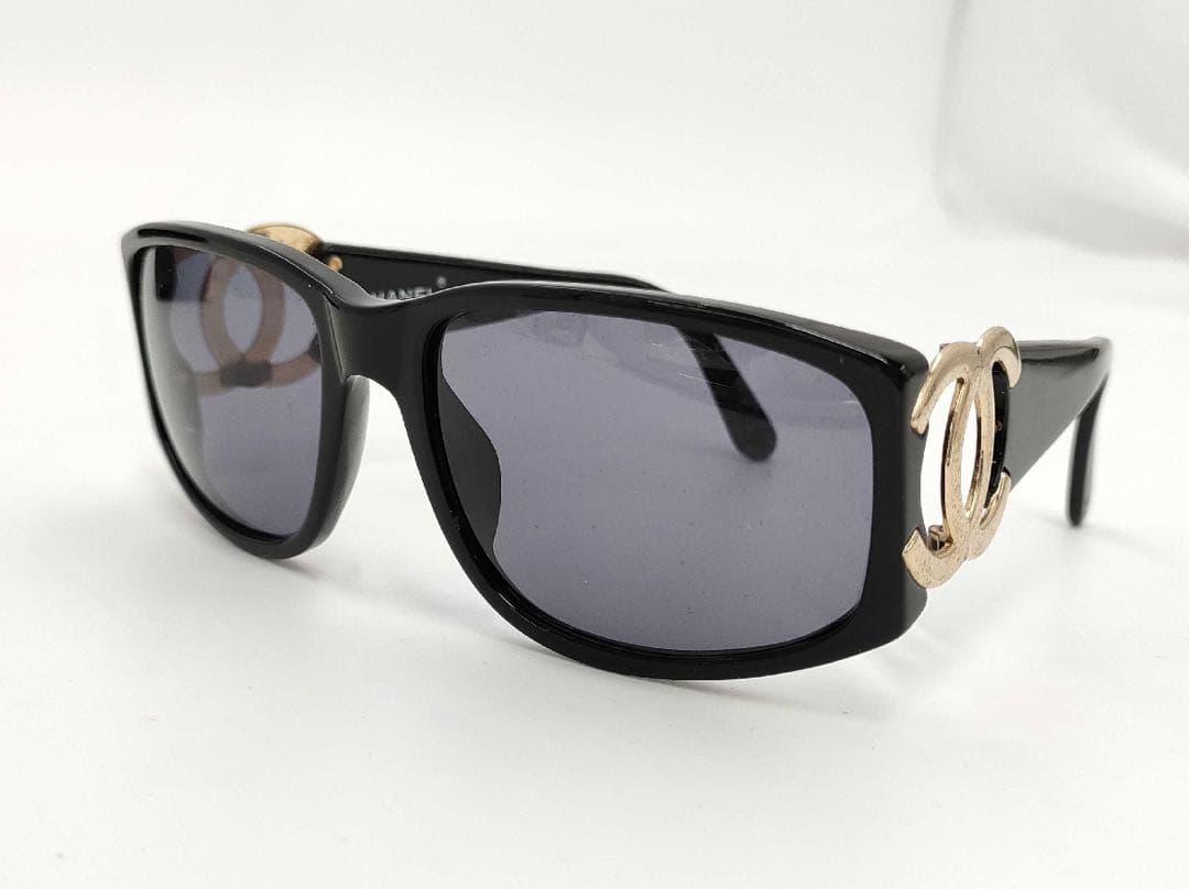 CHANEL ココマーク サングラス 黒×金 グレーレンズ ケース付 94305