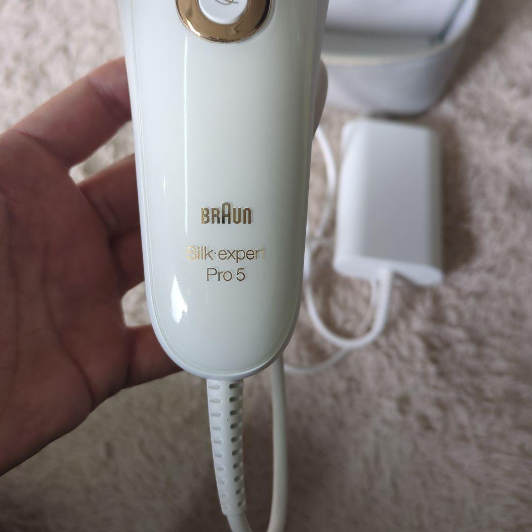 BRAUN Silk-expert Pro 5 脱毛器