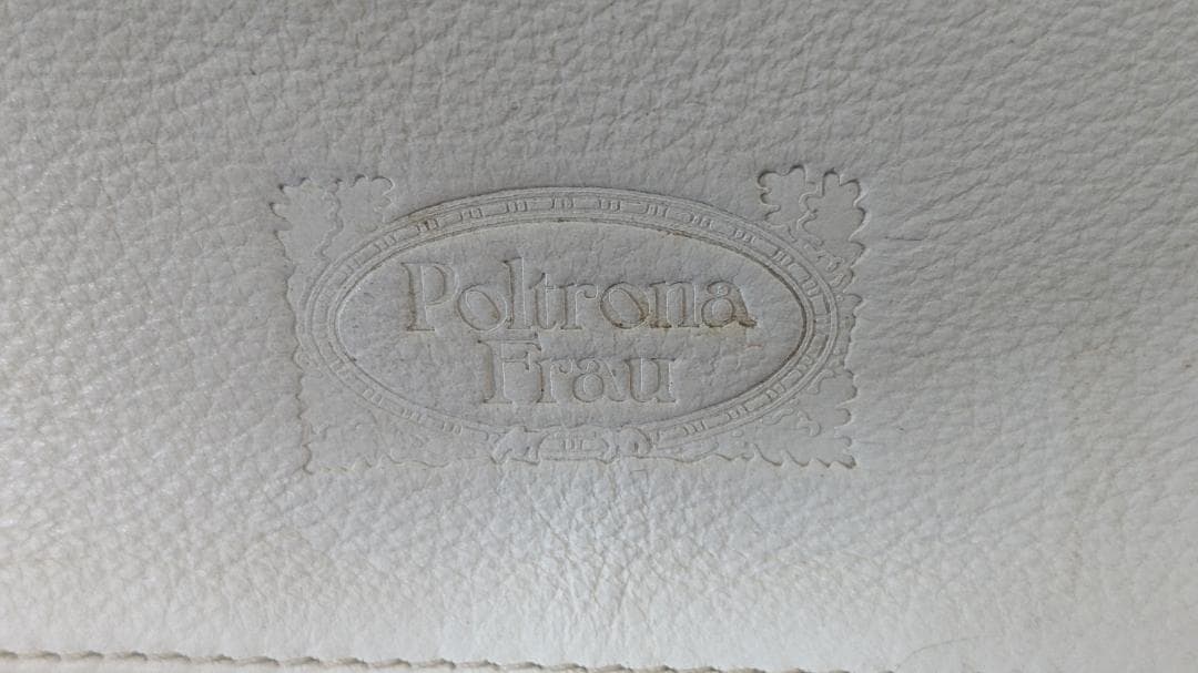 W*n様 ポルトローナ・フラウ　鏡　イタリア製　高級家具