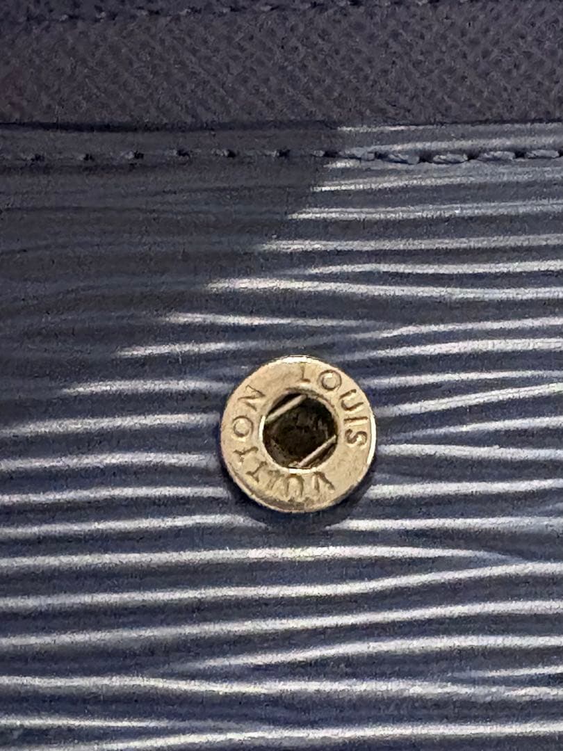 【良品】ルイヴィトン　ミュルティクレ　キーケース　6連　本革レザー　ブルー