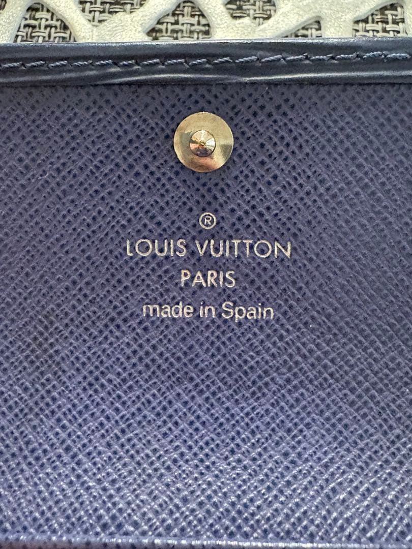 【良品】ルイヴィトン　ミュルティクレ　キーケース　6連　本革レザー　ブルー