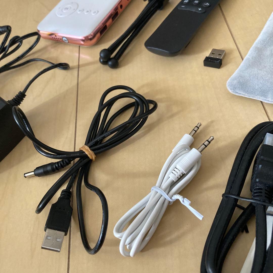 プロジェクター　UENO-mono T89 KABENI カベーニ ローズ　美品