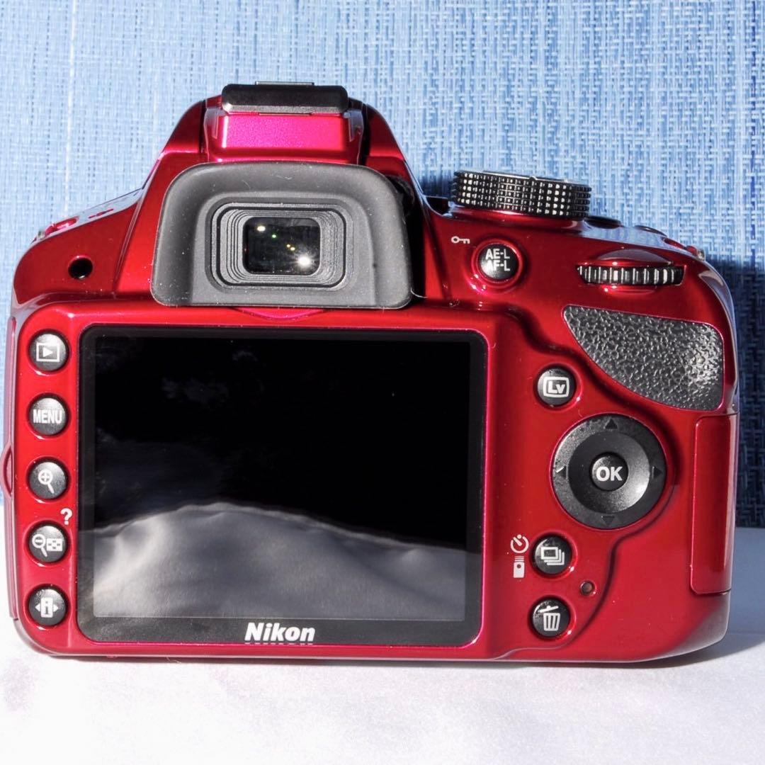 ✨スマホ転送OK✨Nikon D3200　小型軽量　綺麗なレッドカラー✨