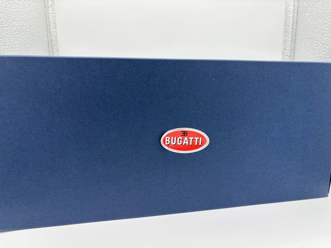 オートアート AUTOart 1/18 BUGATTI 16.4 VEYRON