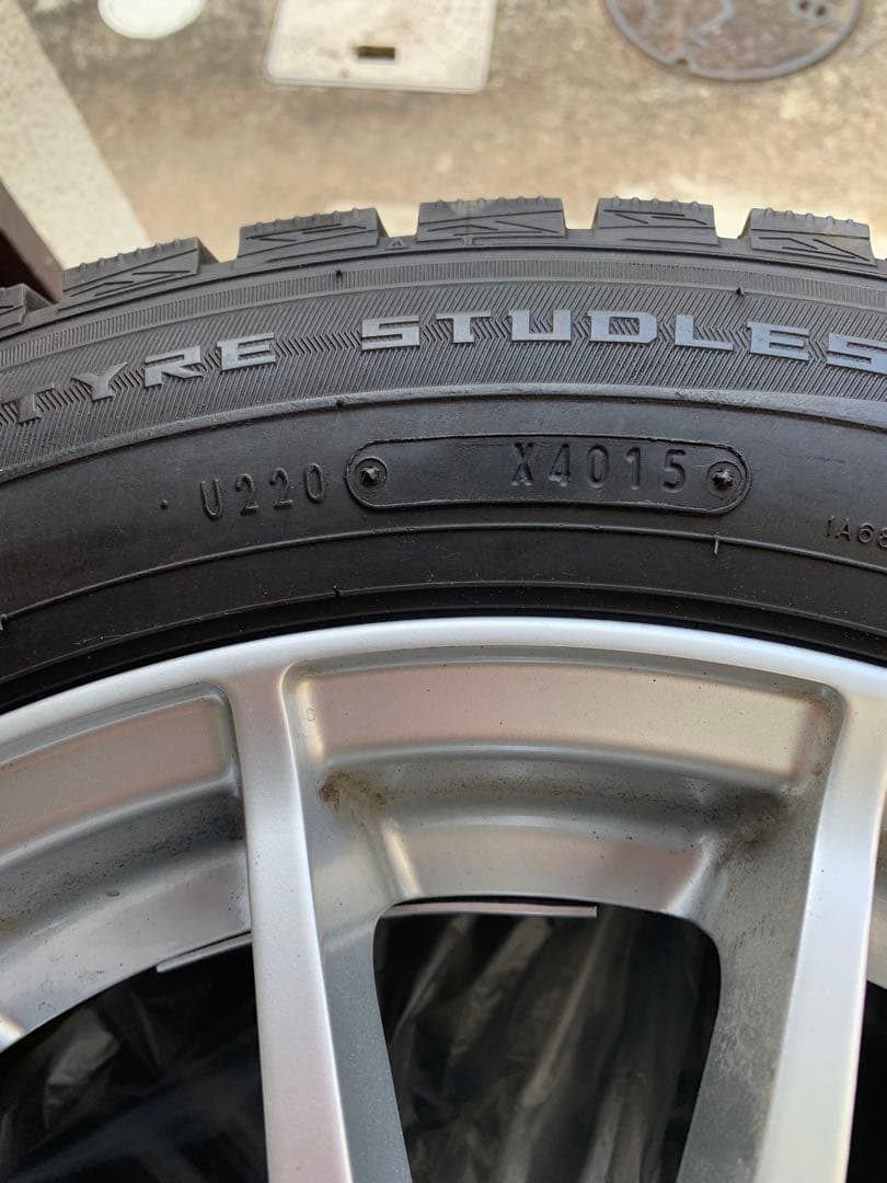 【送料込み】DUNLOP 205/60R16 タイヤ・ホイール4本セット