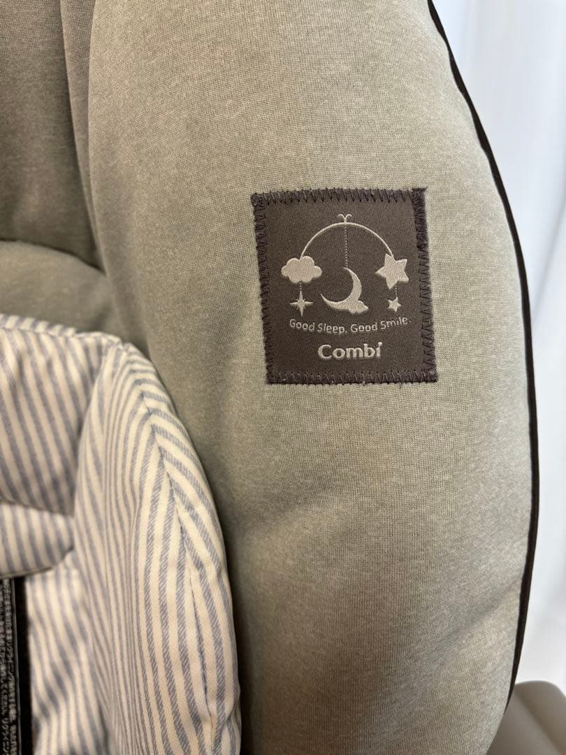 最終値下げ！コンビ　ネムリラ手動　アカチャンホンポ限定デザイン