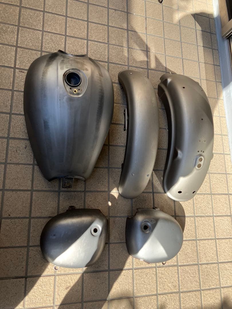 エストレヤ　タンク　フェンダー　サイドカバー　セット　無塗装仕上げ　エストレア