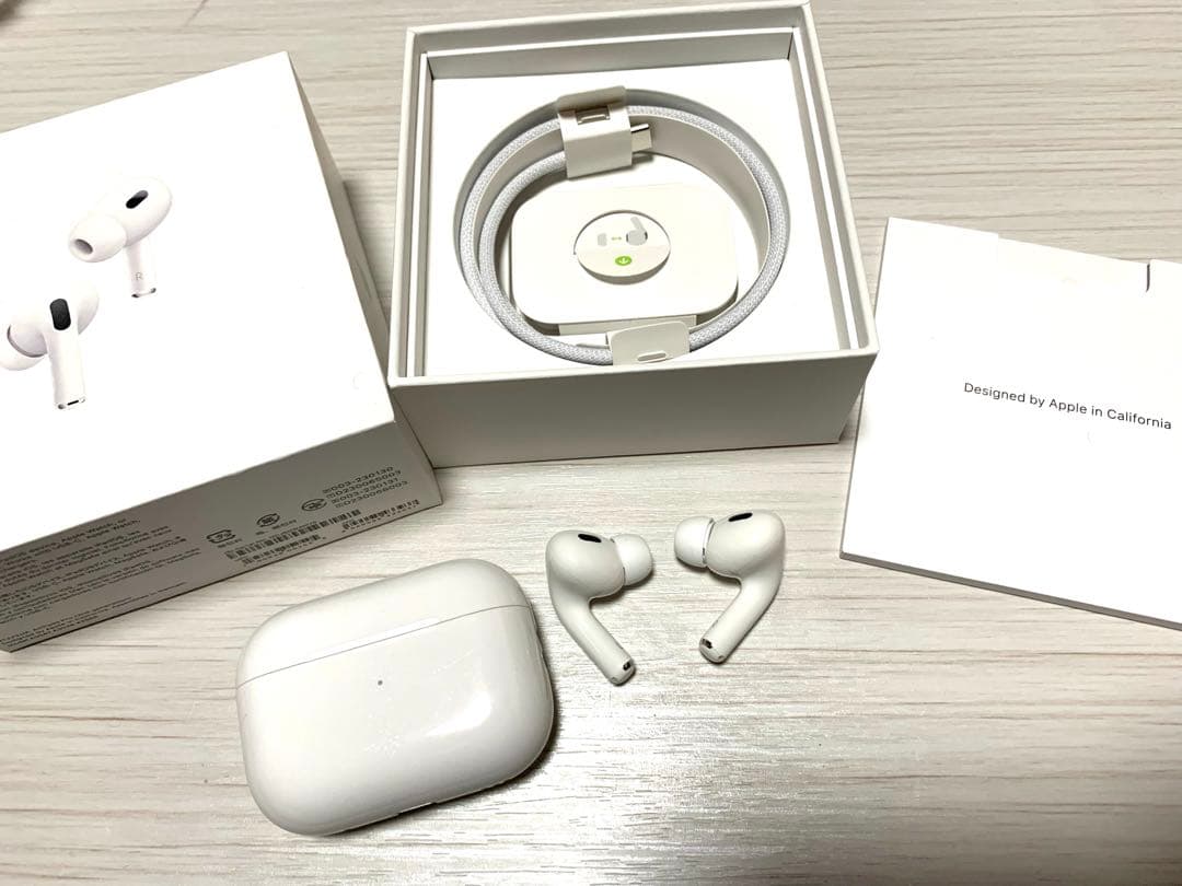 【超美品】AirPods Pro (第2世代) 本体 USB-C充電ケース付き