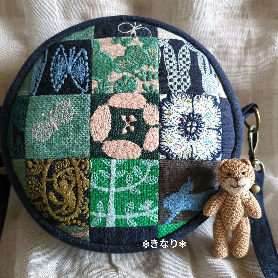 moi　ハンドメイド まあるいポーチ ミナペルホネン生地使用♪