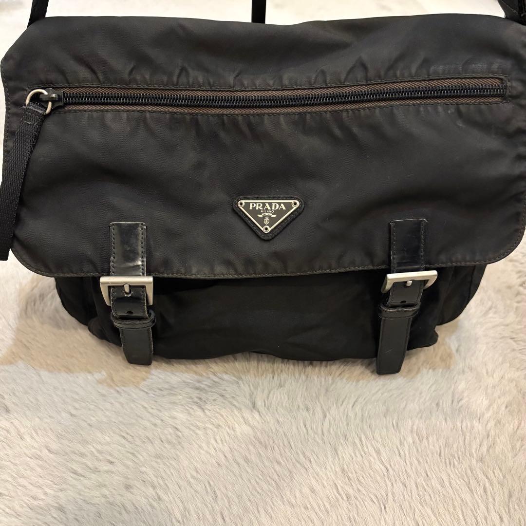✨美品✨プラダ ショルダーバッグ 三角ロゴ ナイロン ブラック メッセンジャー