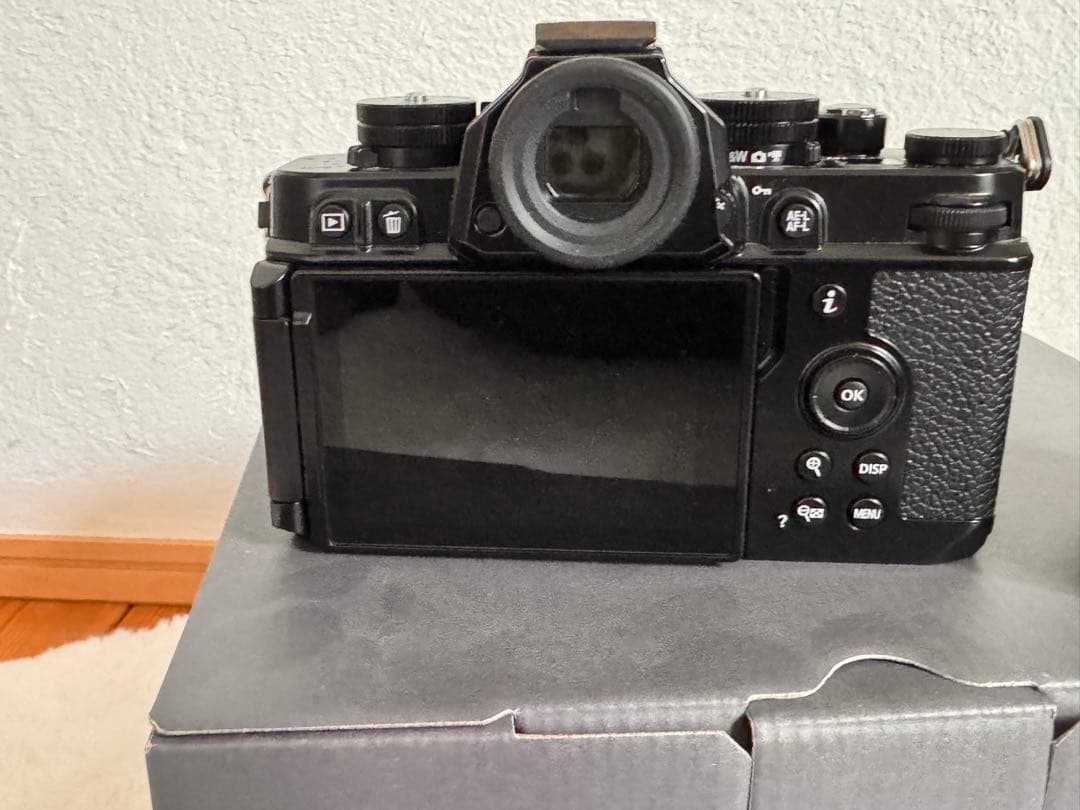 Nikon Zf 40mm f/2 SE レンズキット