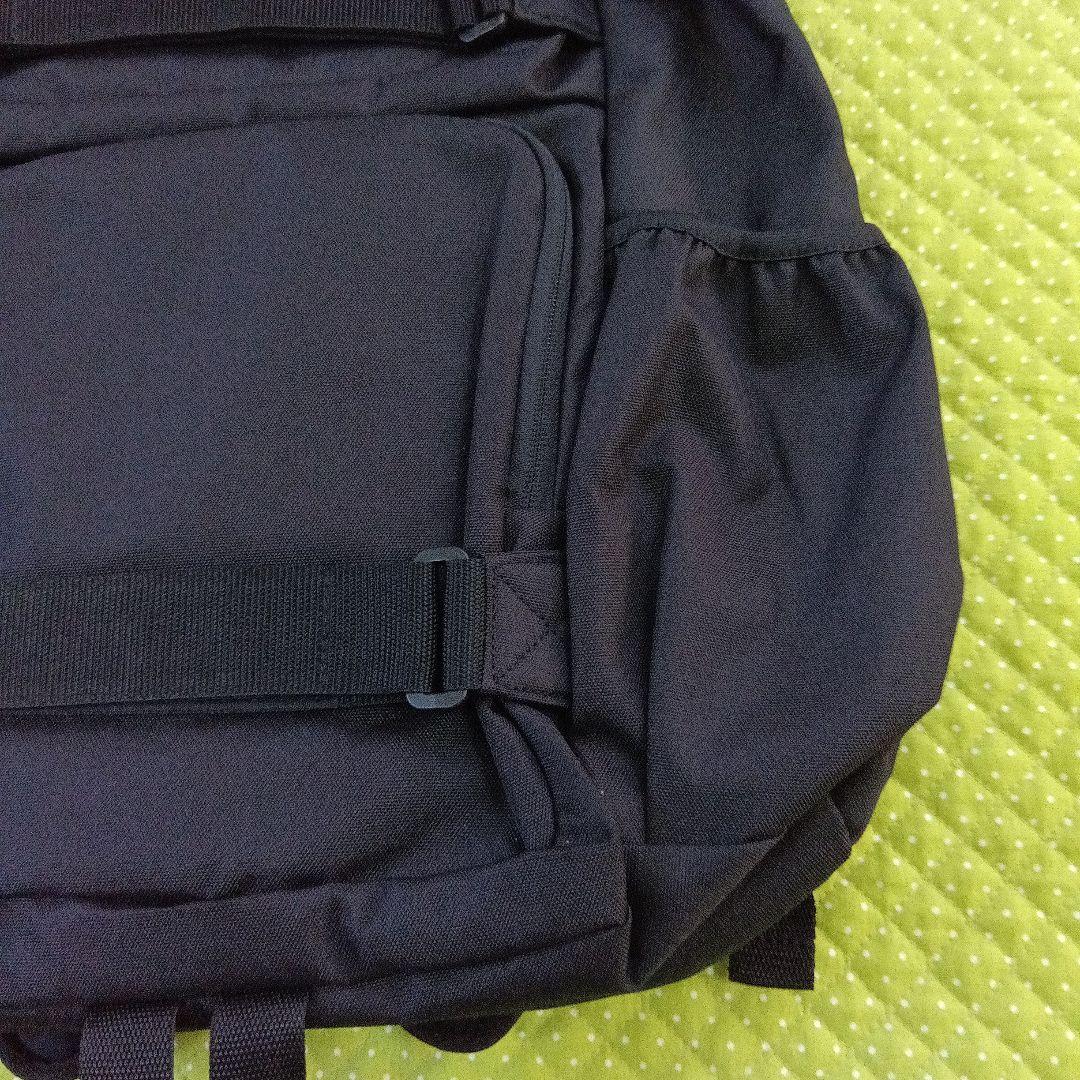 未使用品　VANS　バックパック　リュック　スケボー　大容量　黒　ストリート