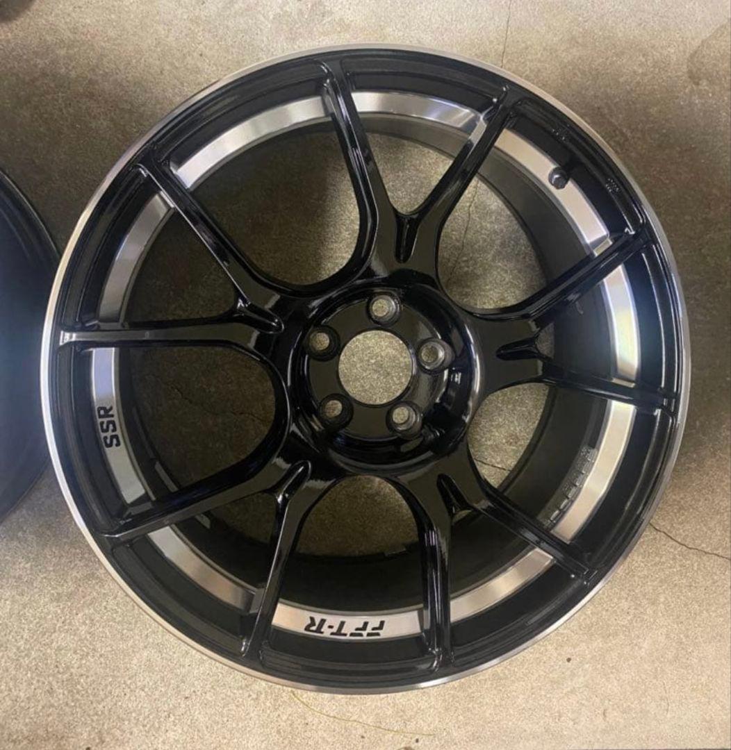 SSR GTX02 18インチ8.5j PCD100 5穴