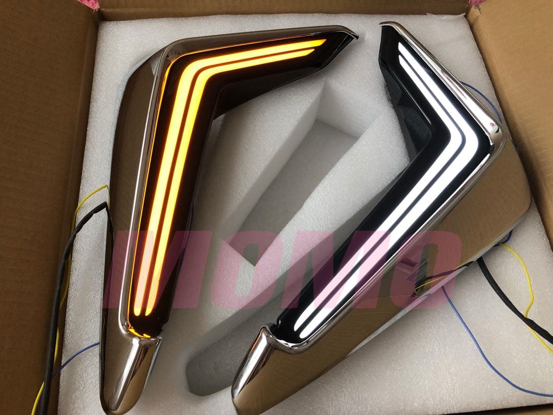 アルファード30後期 シグネチャーイルミブレード デイライト 流れるウインカー