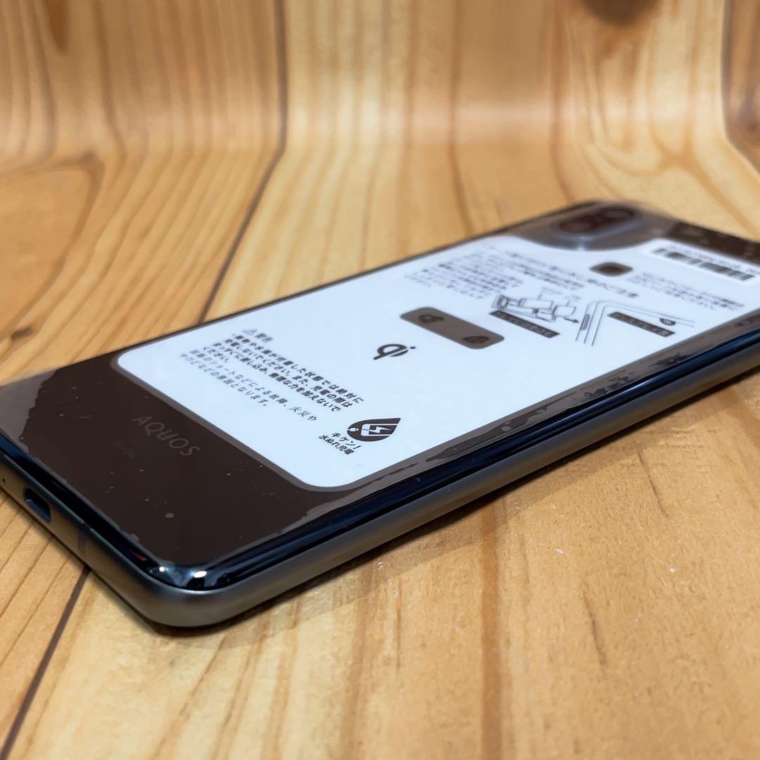 美品 SIMフリー 本体 AQUOS R3 SH-04L 128 GB 048