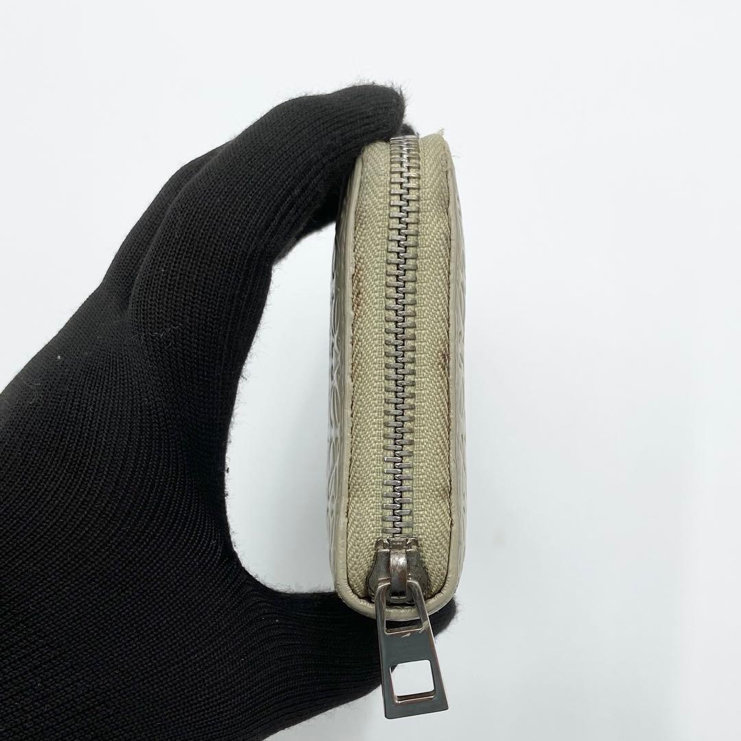 LOEWE ロエベ　リピート　アナグラム　長財布　ラウンドジップ　ライトグリーン