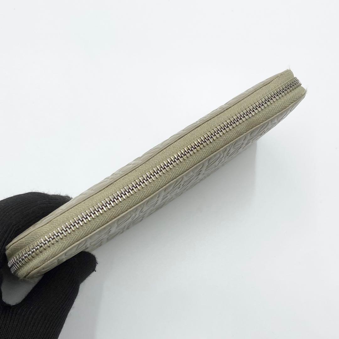 LOEWE ロエベ　リピート　アナグラム　長財布　ラウンドジップ　ライトグリーン