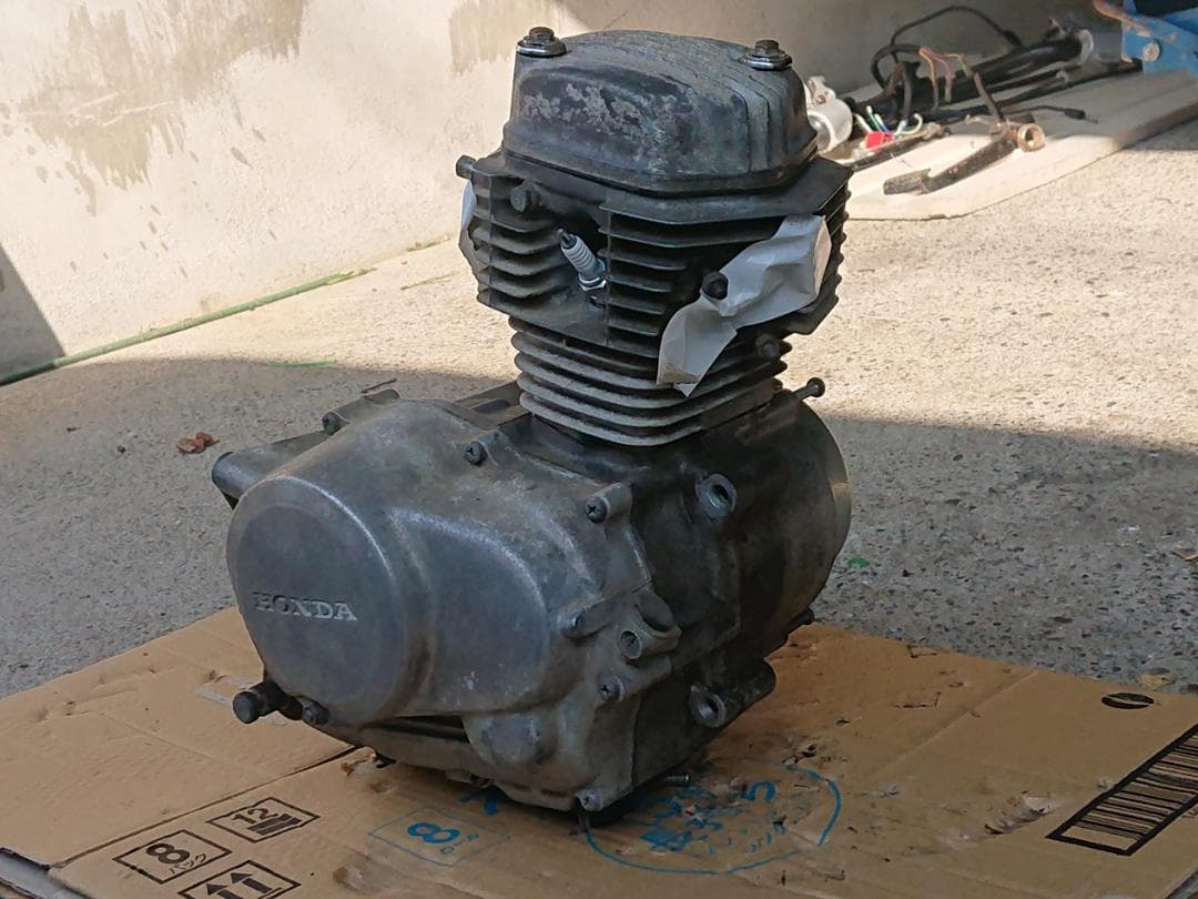 ホンダR&P純正エンジン・ハーネスのセットになります。ボアアップエンジン？