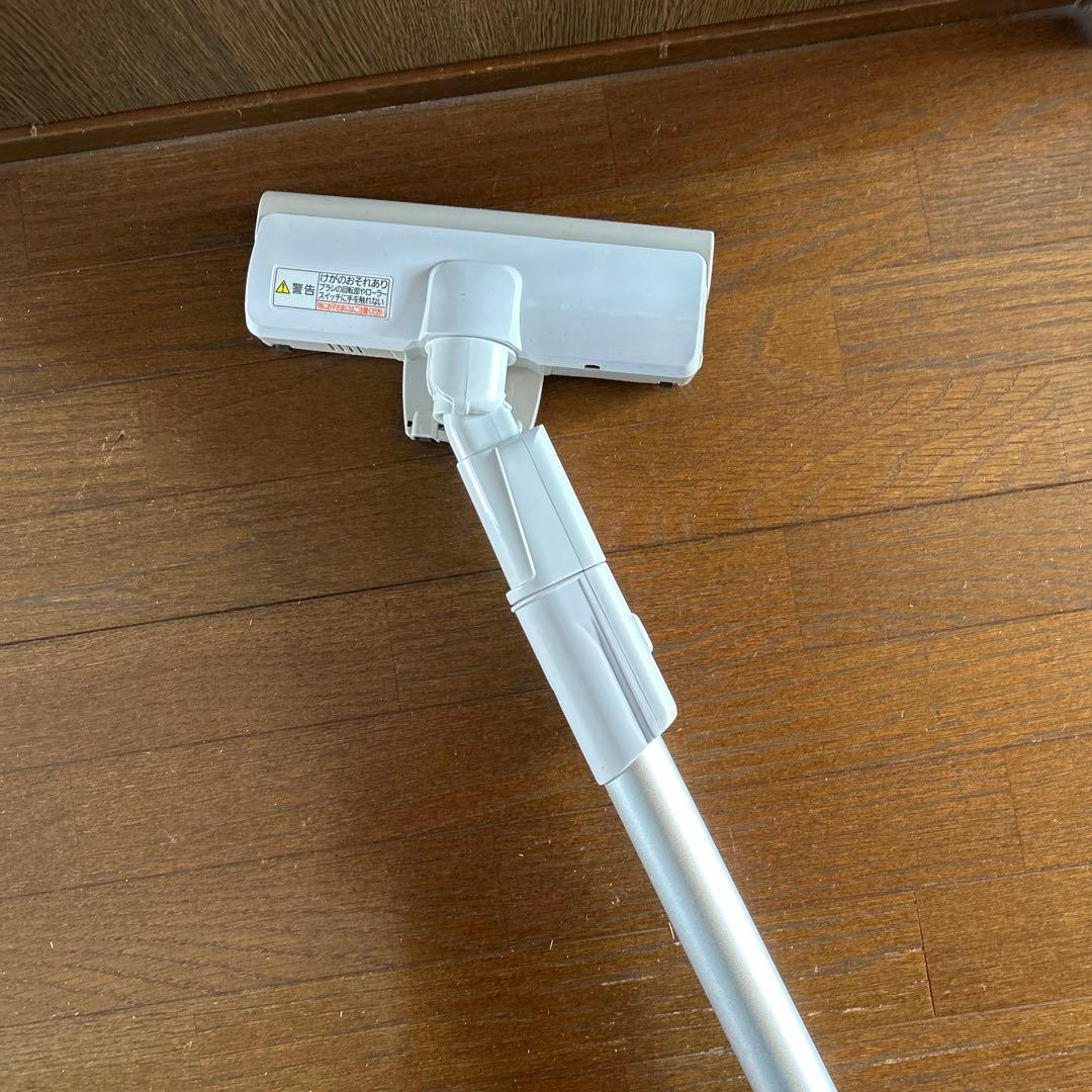 Panasonic コードレス掃除機　美品　MC-SB31J