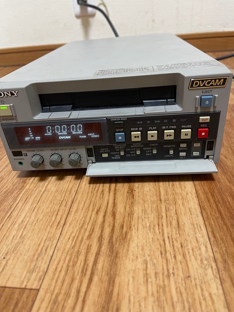 sony DVCAMビデオデッキ DSR-20