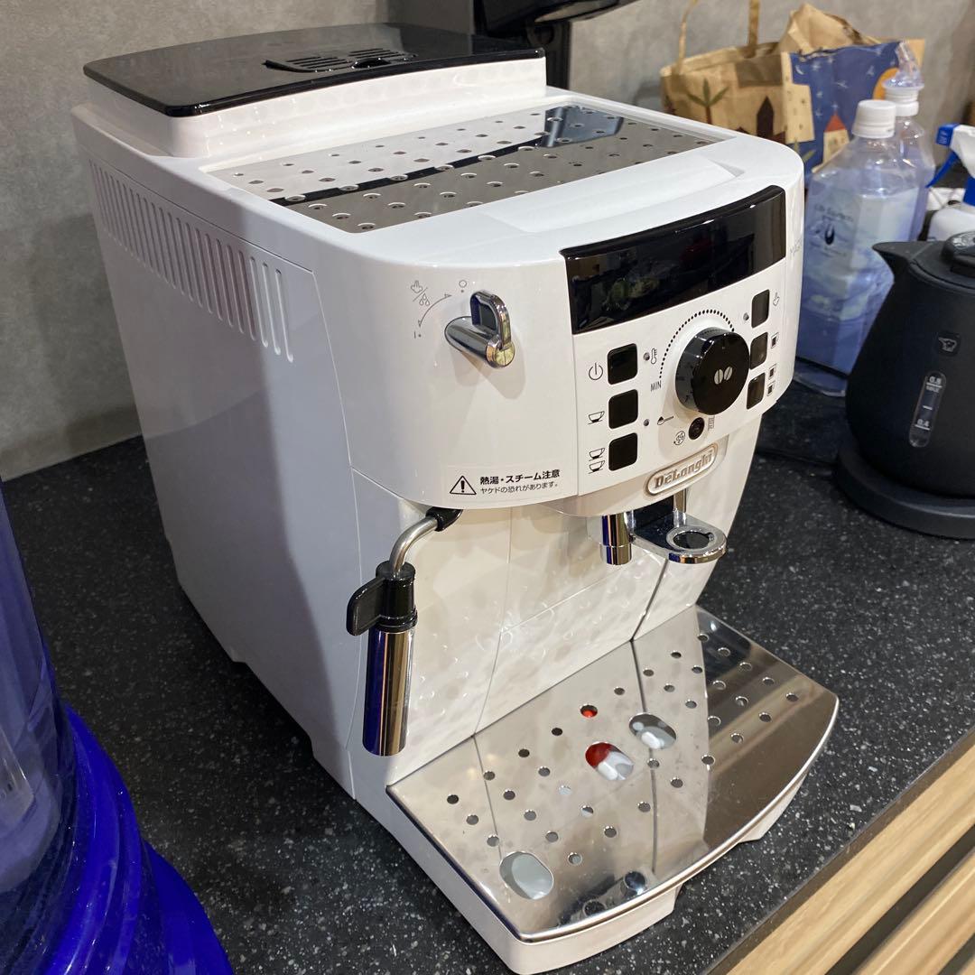 デロンギ　マグニフィカS