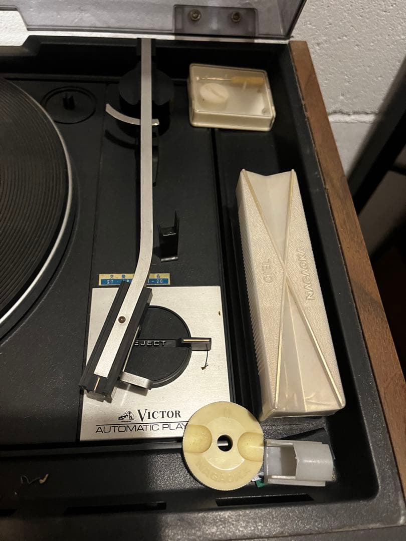 victor レコードプレーヤー