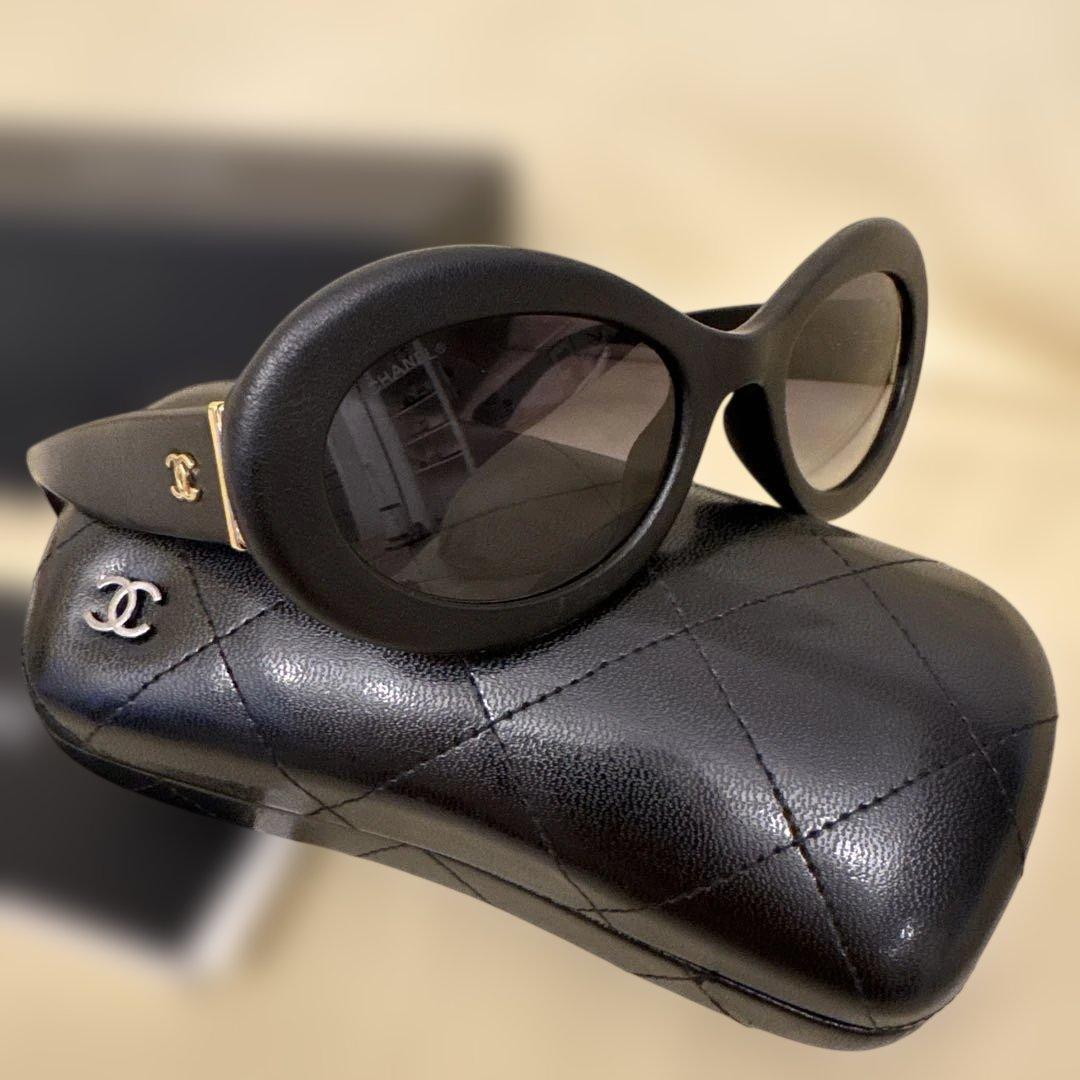 【超貴重】CHANEL ブラックレザー　サングラス