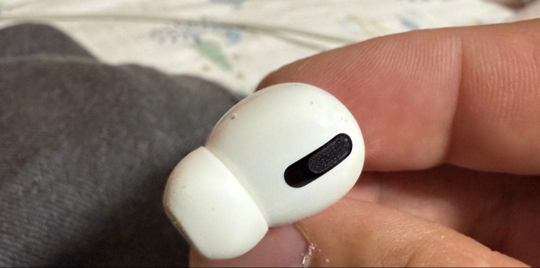 AirPods本体 使用感あり