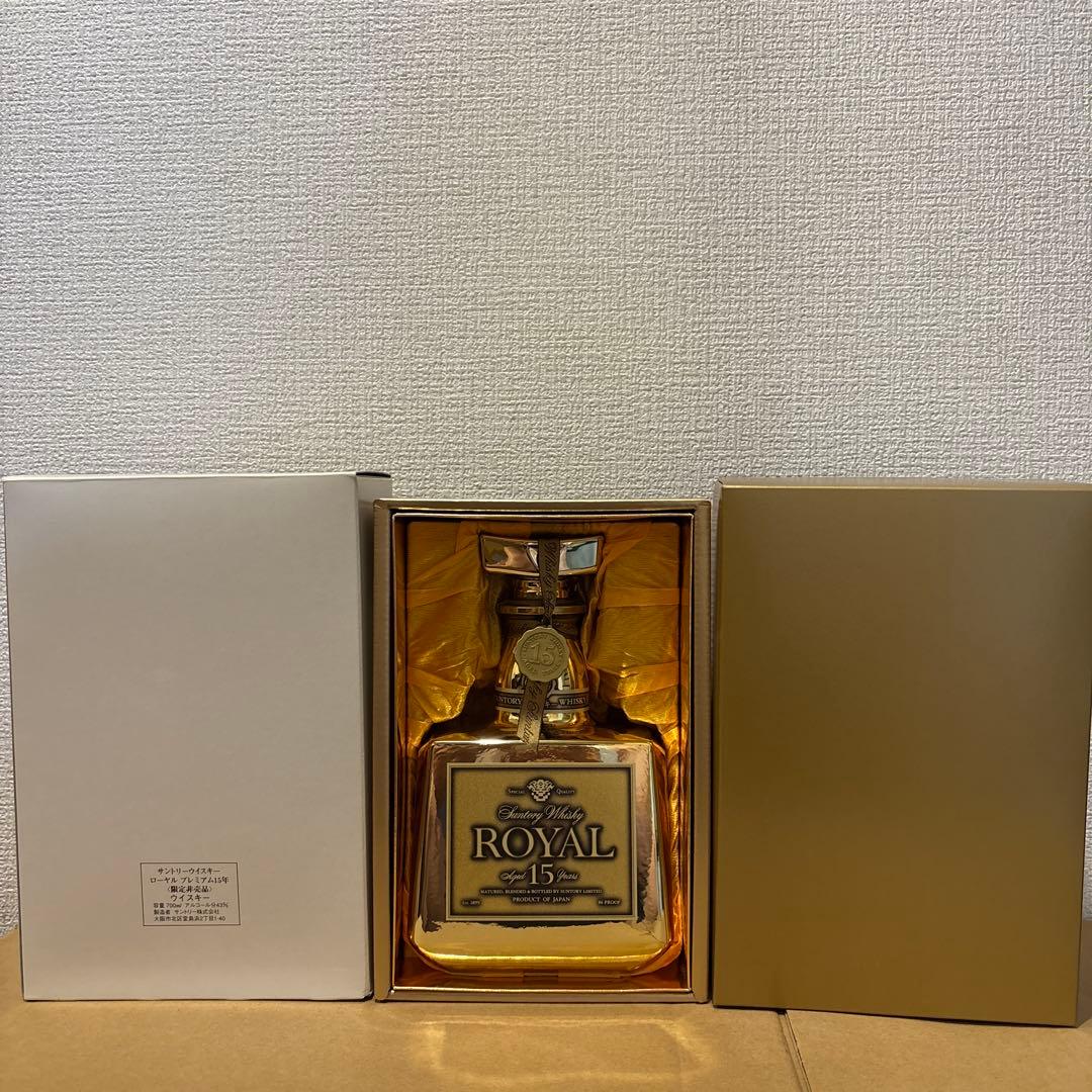 ＜非売品＞　サントリーウイスキーローヤルプレミアム15年　ゴールドボトル　箱付き