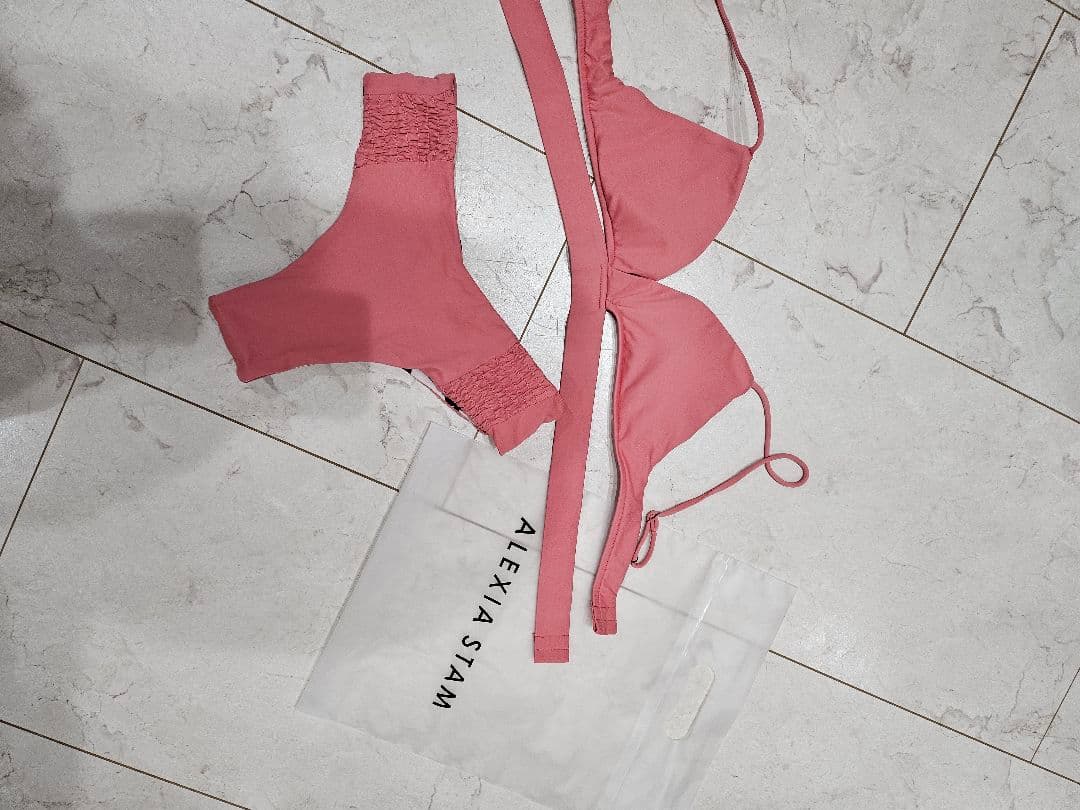 一回着用のみ。美品。大人気完売品　リバーシブル