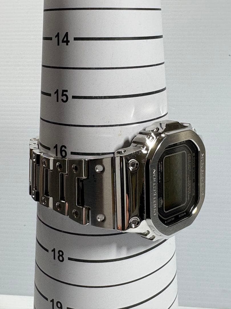 人気のフルメタ・日本製造・箱付❗️CASIO・G-SHOCK・GMW−B5000D