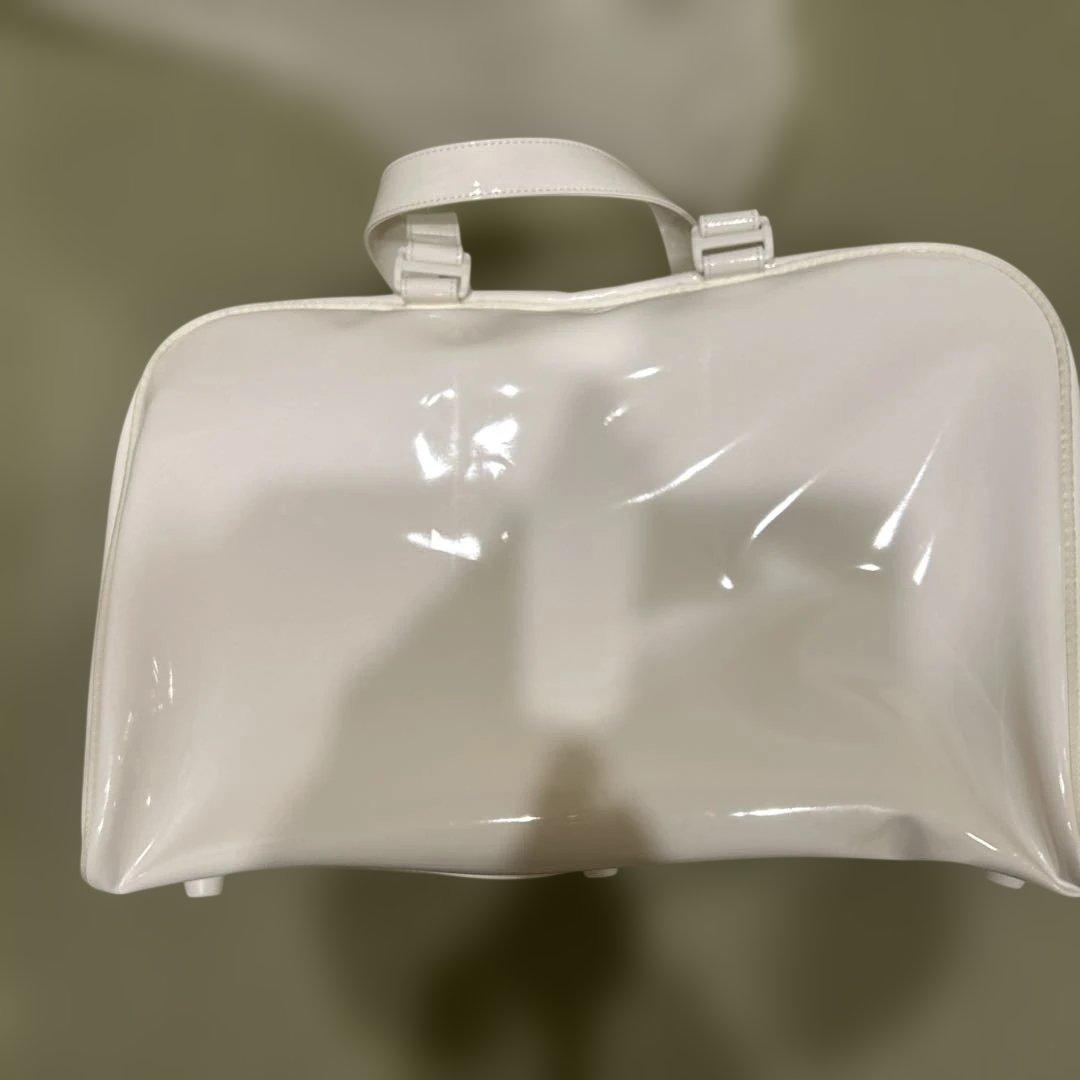 UNIQLO ホワイト エナメルボストンバッグ 未使用　完売品