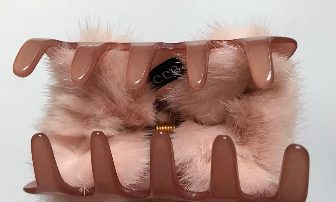 未使用　acca アッカ　ミンクファー　クリップ　ピンク