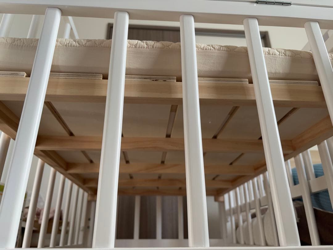 美品　【直接取引限定】大和屋　ミニベビーベッド ホワイト