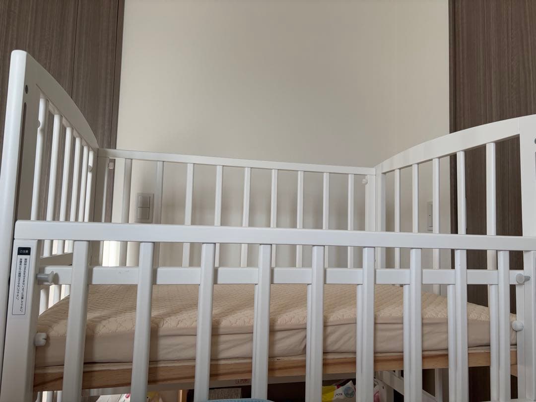 美品　【直接取引限定】大和屋　ミニベビーベッド ホワイト