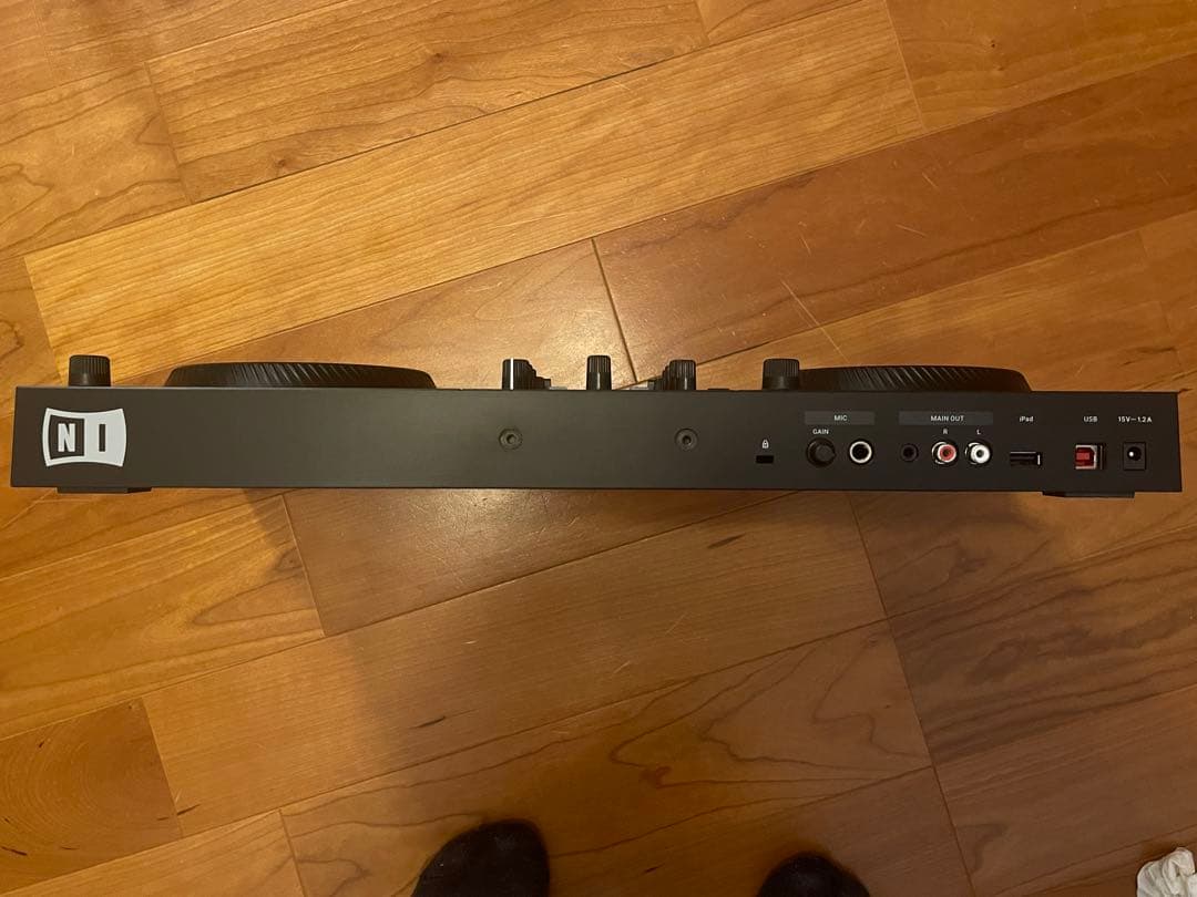 DJ機材 Traktor Kontrol S2